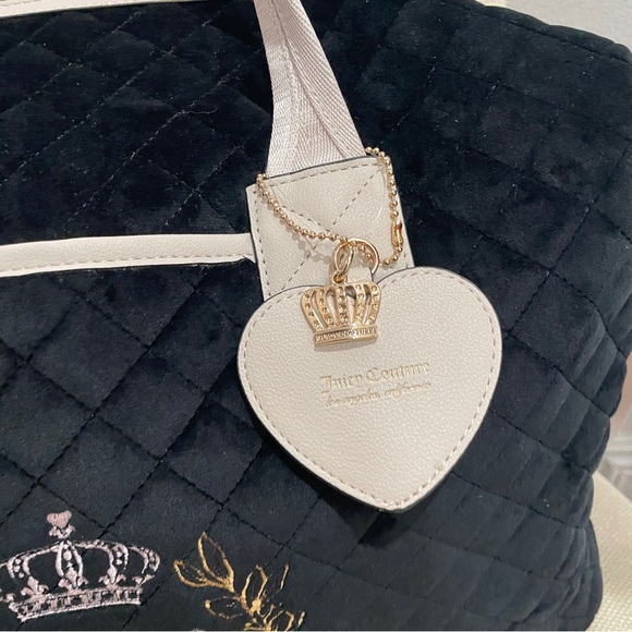 NEW Juicy Couture Black Royal Couture Wordplay Overnighter Travel Duffel Bag - Picture 5 of 9